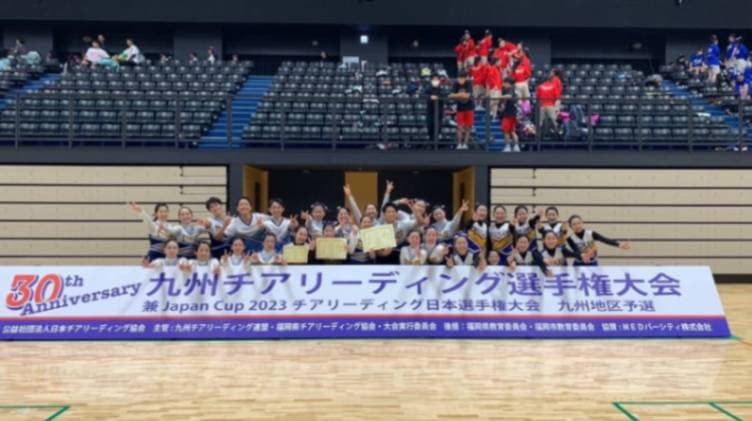 チアリーディング部　ETOILES